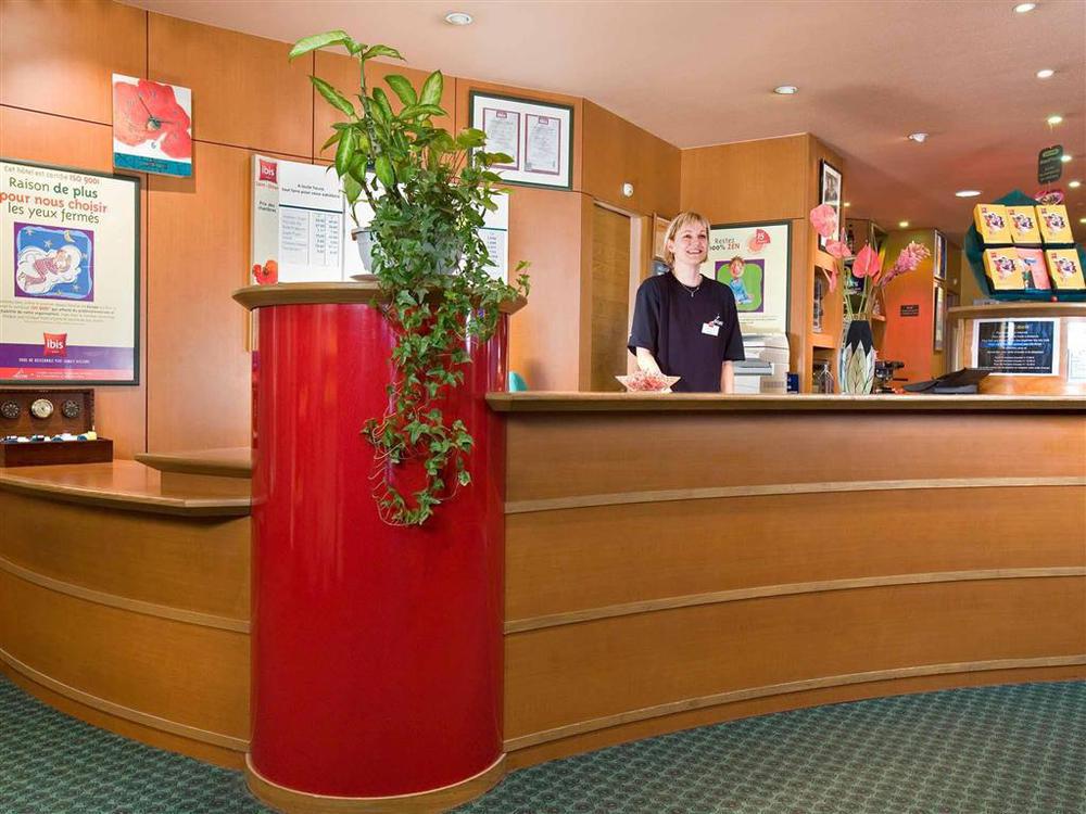 Hotel Ibis Saint Dizier Exterior foto