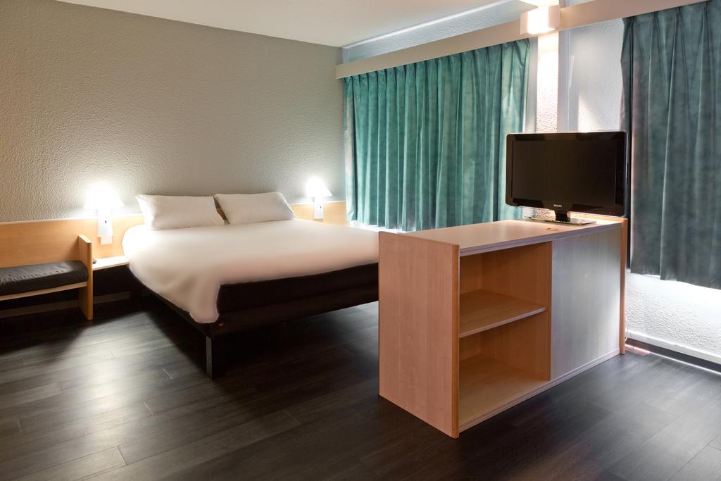 Hotel Ibis Saint Dizier Exterior foto