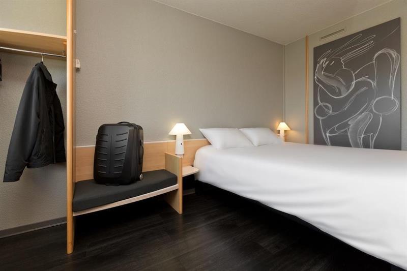 Hotel Ibis Saint Dizier Exterior foto